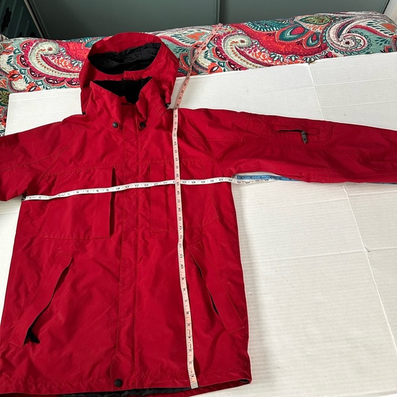 Eddie Bauer Jacket Weatherproof Red & Black 7 Pockets Detachable Hood Sz Small - Picture 9 of 13